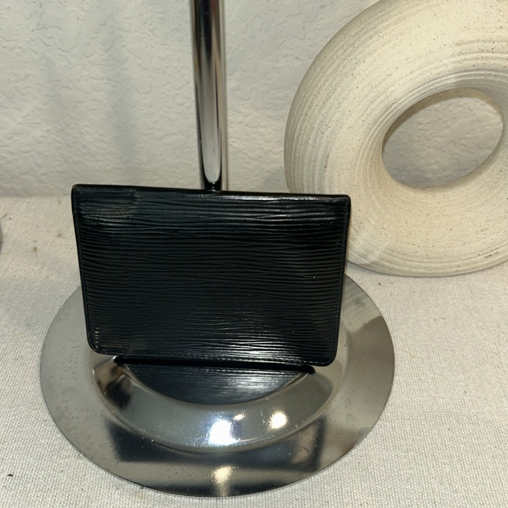 Louis Vuitton Leather Card Holder - Picture 3 of 7